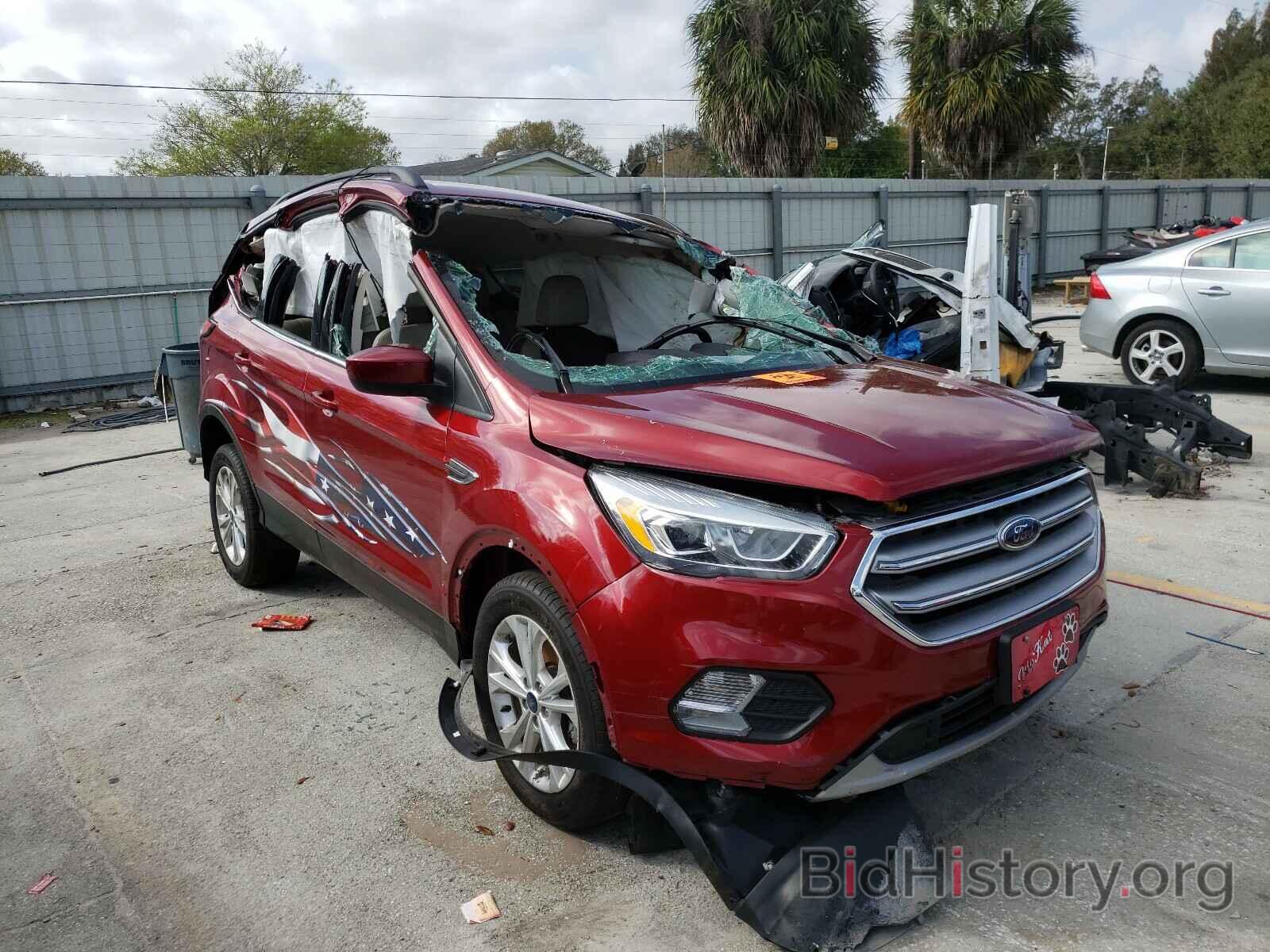 Фотография 1FMCU0GD9HUB96627 - FORD ESCAPE 2017