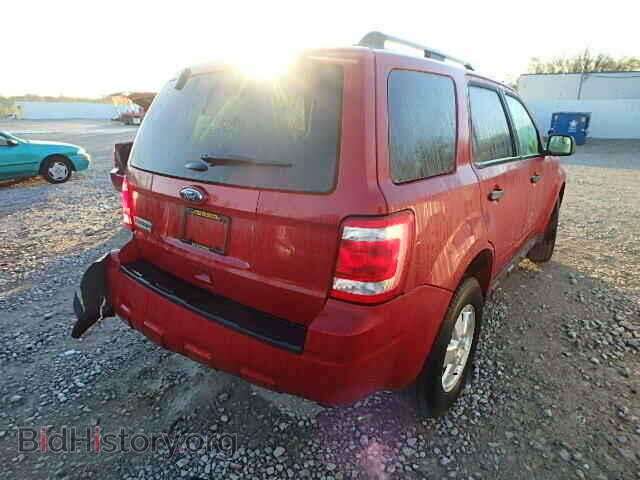 2011 FORD ESCAPE - VIN: 1FMCU0D76BKC49818 - Фото 4