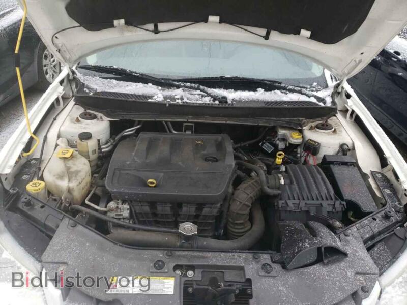 2010 Chrysler SEBRING (VIN 1C3CC5FBXAN216506) — фото 7 из 10