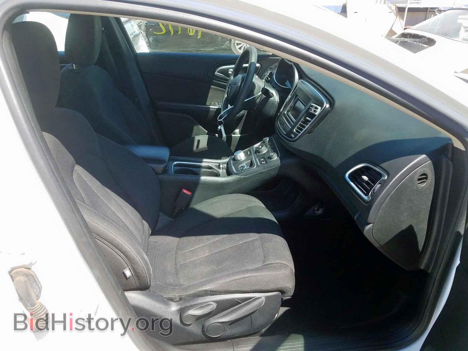 2016 CHRYSLER 200 - VIN: 1C3CCCAB5GN140584 - Фото 5