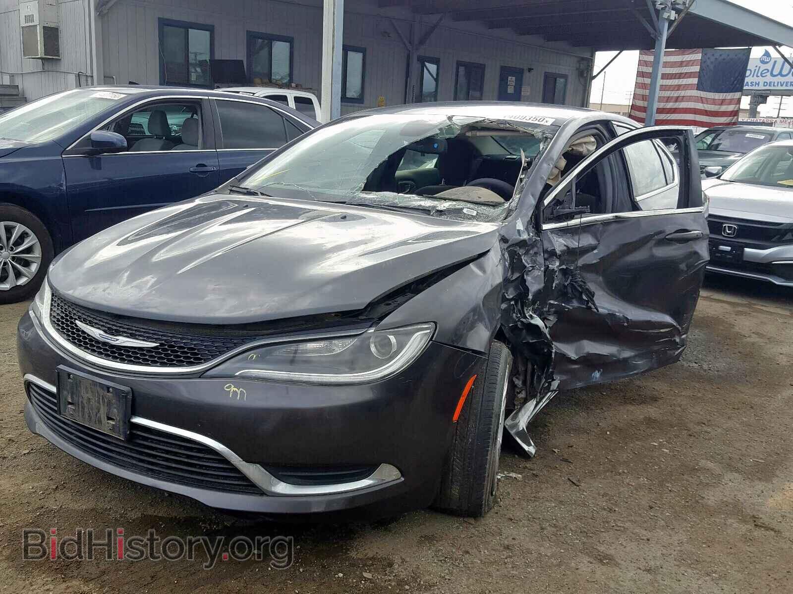 2015 CHRYSLER 200 - VIN: 1C3CCCAB7FN624738 - Photo 2