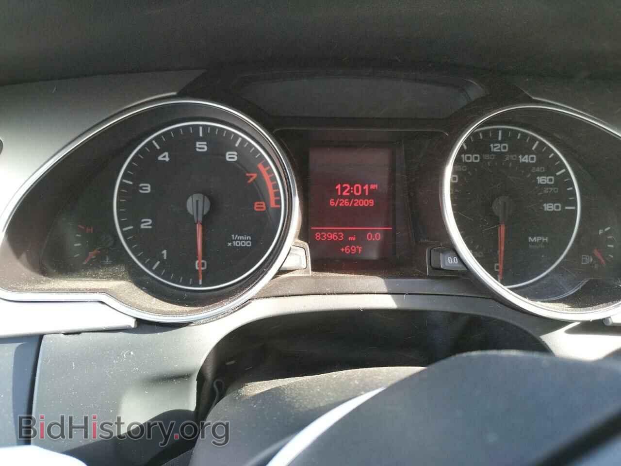 2010 AUDI A5 - VIN: WAULFAFR9AA076400 - Фото 8