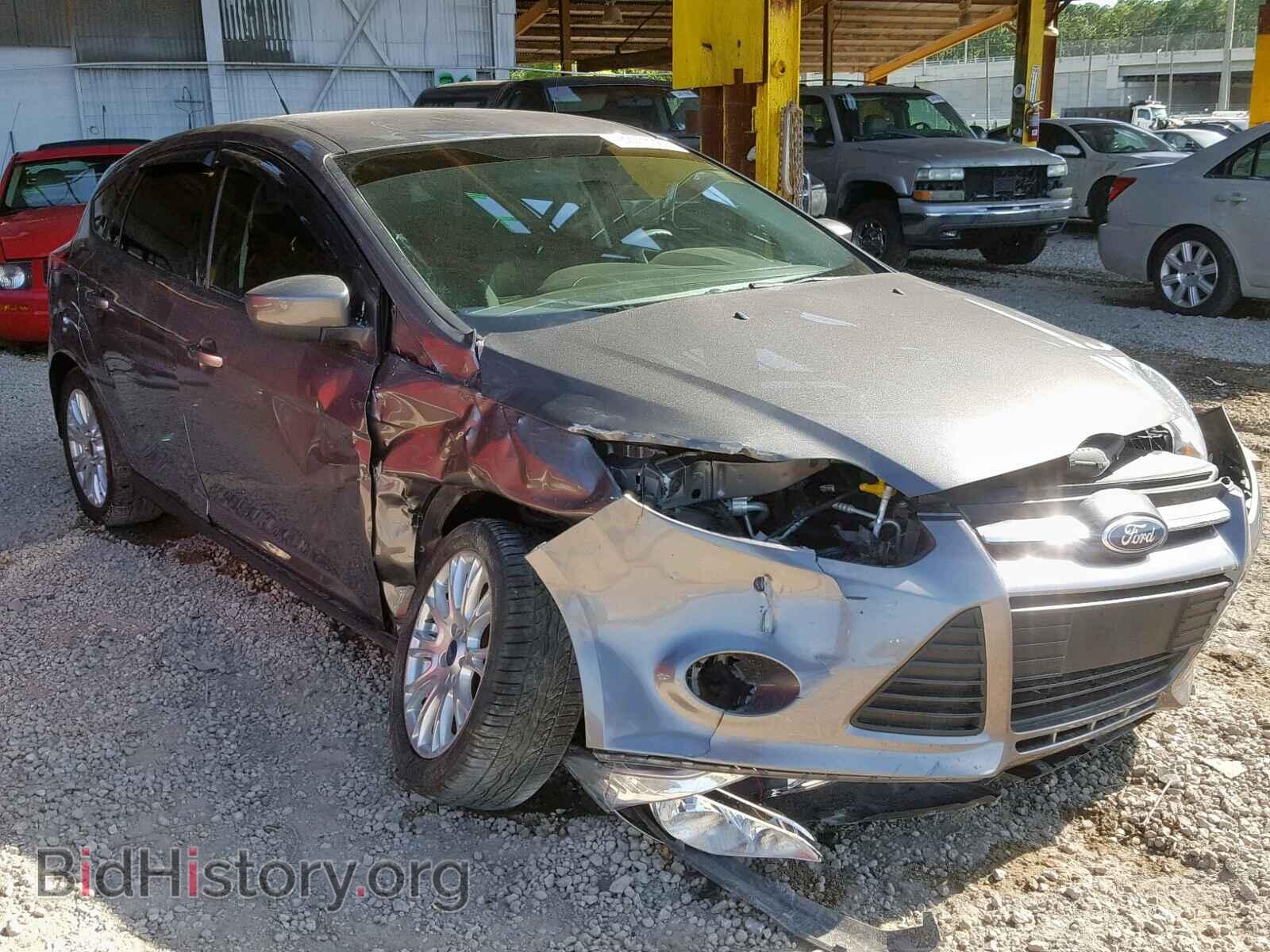 Photo 1FAHP3K26CL333410 - FORD FOCUS SE 2012