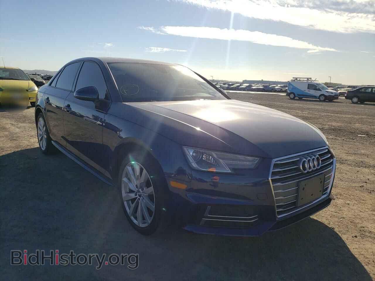 Фотография WAUKMAF48JA089760 - AUDI A4 2018