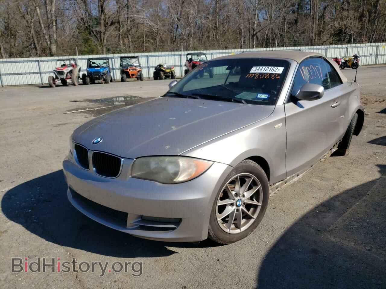 2011 BMW 1 SERIES - VIN: WBAUL7C53BVM80885 - Фото 2