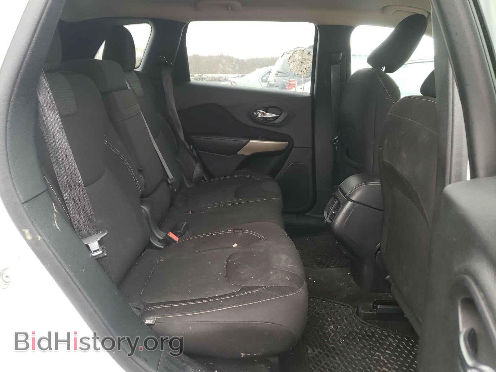 2017 JEEP CHEROKEE - VIN: 1C4PJLCB3HD233076 - Фото 6
