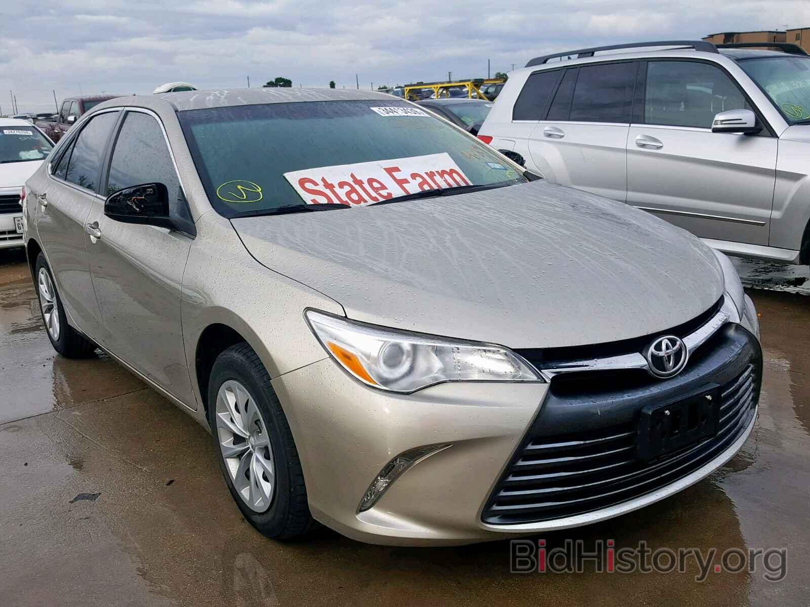 Photo 4T4BF1FK4FR511879 - TOYOTA CAMRY 2015