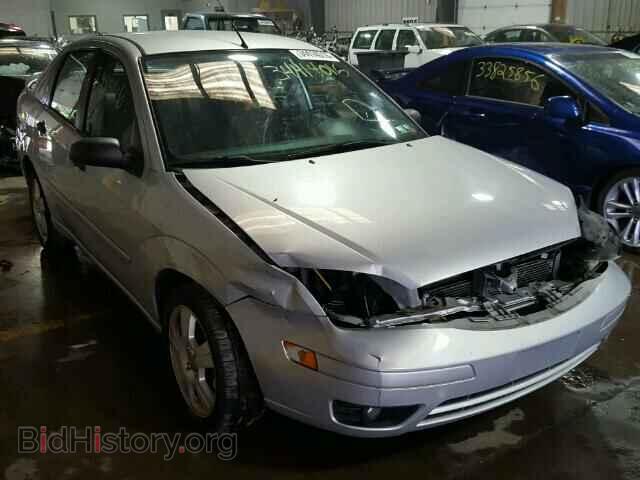 Photo 1FAHP34N86W164792 - FORD FOCUS 2006