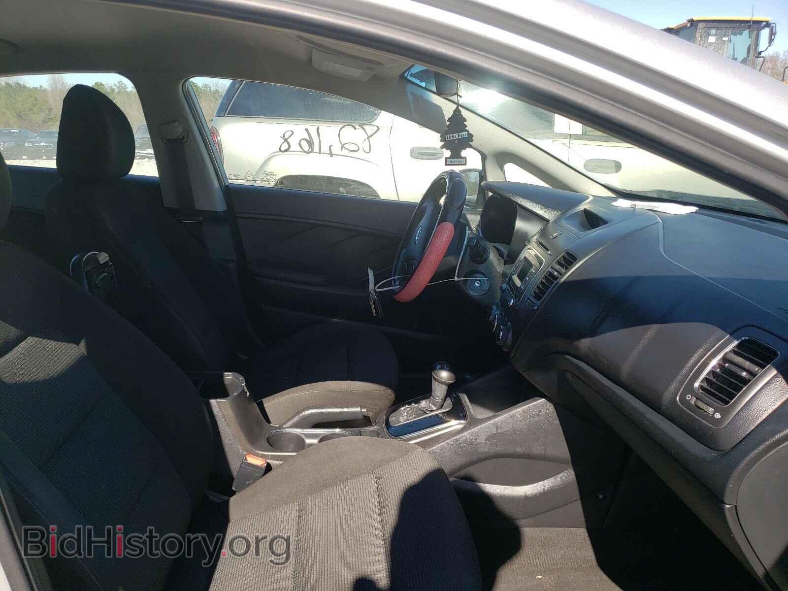 2017 KIA FORTE - VIN: 3KPFK4A72HE094974 - Photo 5