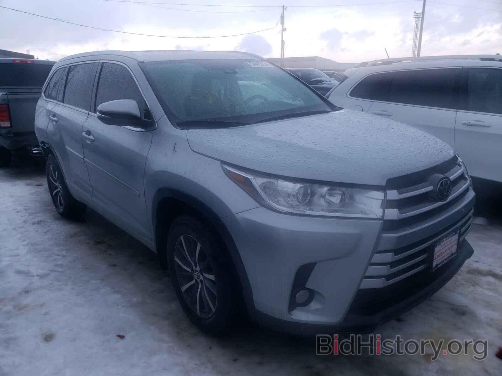 Фотография 5TDJZRFH5JS527252 - TOYOTA HIGHLANDER 2018