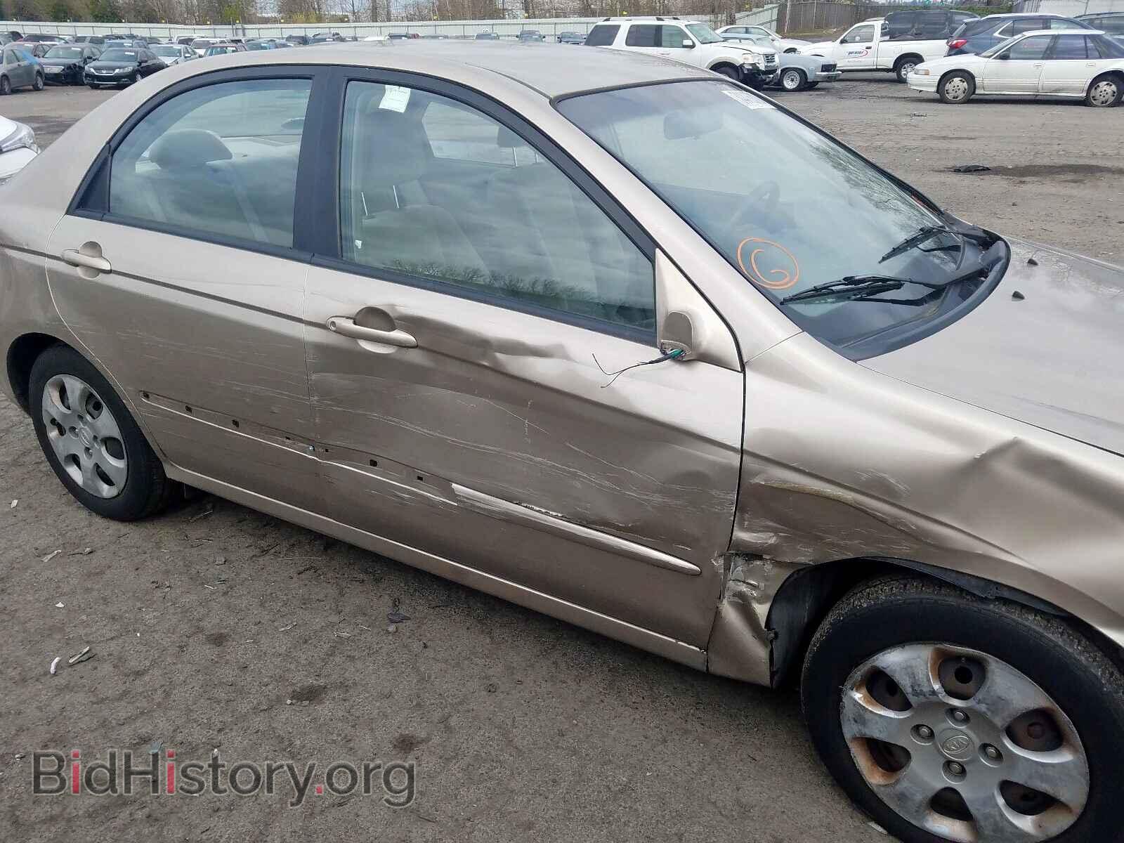 2007 KIA SPECTRA - VIN: KNAFE121875422955 - Фото 9