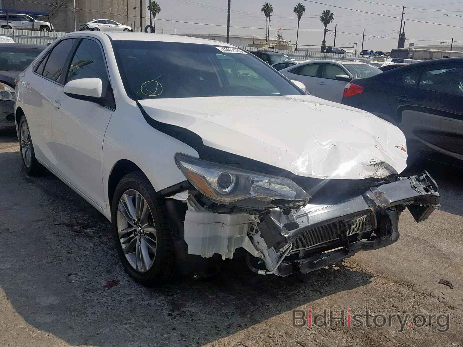 Photo 4T1BF1FK6FU095084 - TOYOTA CAMRY 2015