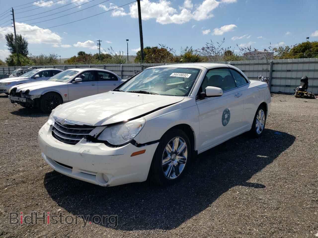 2010 CHRYSLER SEBRING - VIN: 1C3BC6EV0AN195209 - Фото 2