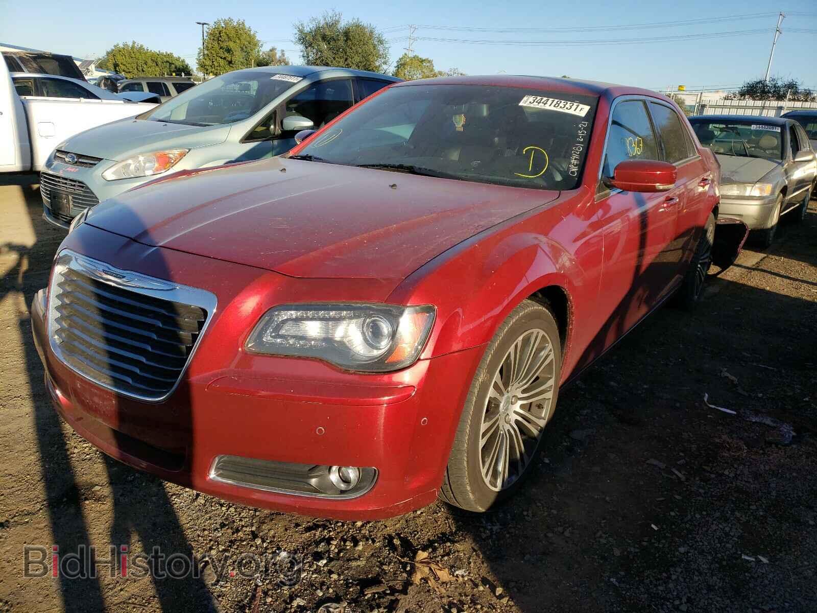 2012 CHRYSLER 300 - VIN: 2C3CCABG5CH229069 - Фото 2