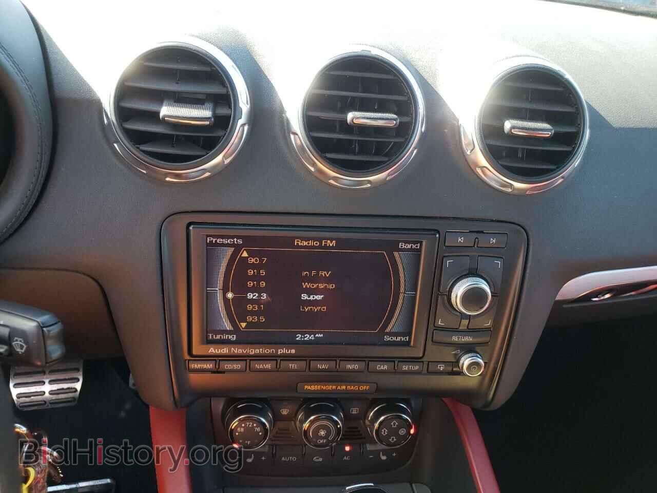 2009 AUDI TT - VIN: TRUJF38J391009449 - Фото 9