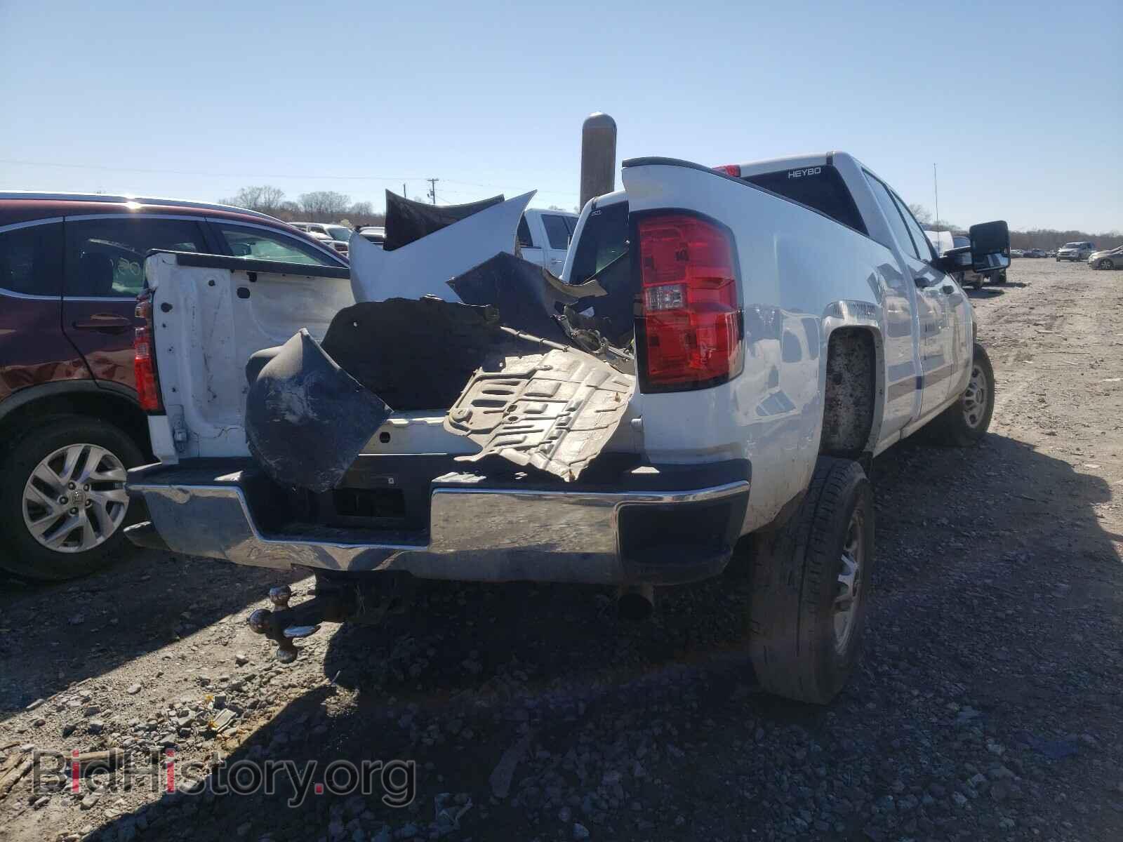 2019 CHEVROLET SILVERADO - VIN: 1GC1CREG9KF235857 - Фото 4