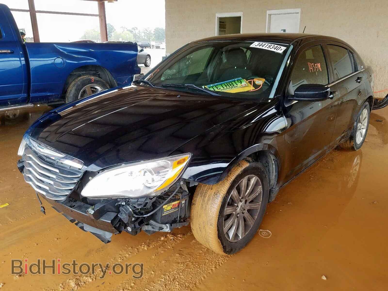 2014 CHRYSLER 200 - VIN: 1C3CCBBB9EN137452 - Фото 2