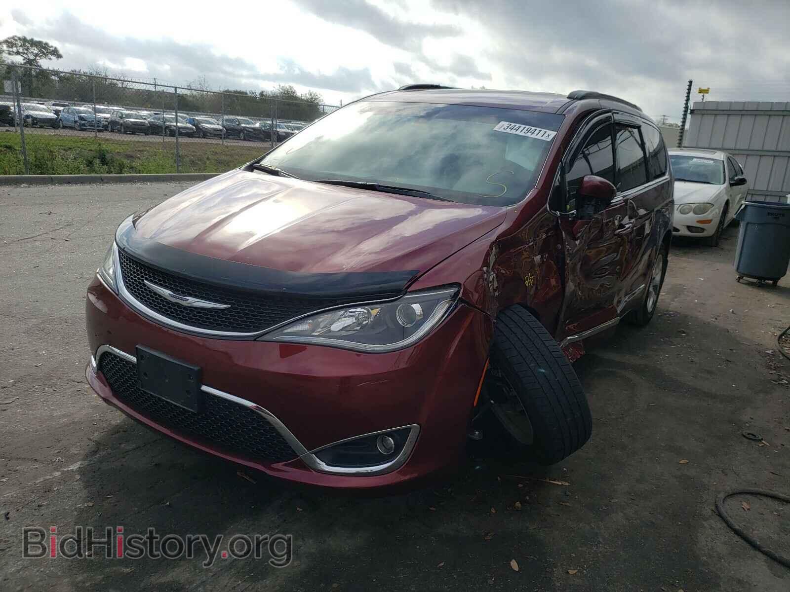 2017 CHRYSLER PACIFICA - VIN: 2C4RC1BG1HR833063 - Photo 2