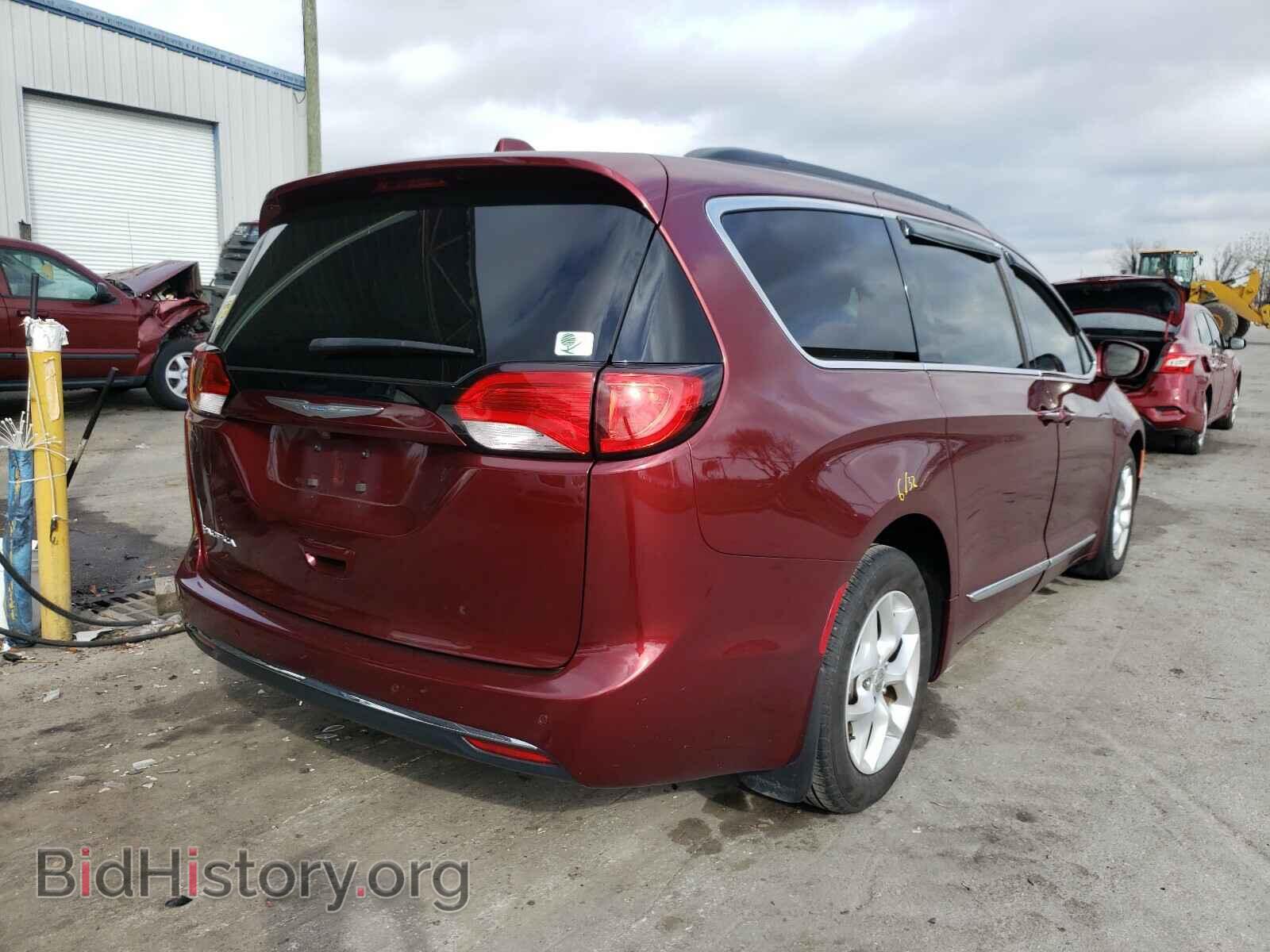 2017 CHRYSLER PACIFICA - VIN: 2C4RC1BG1HR833063 - Photo 4