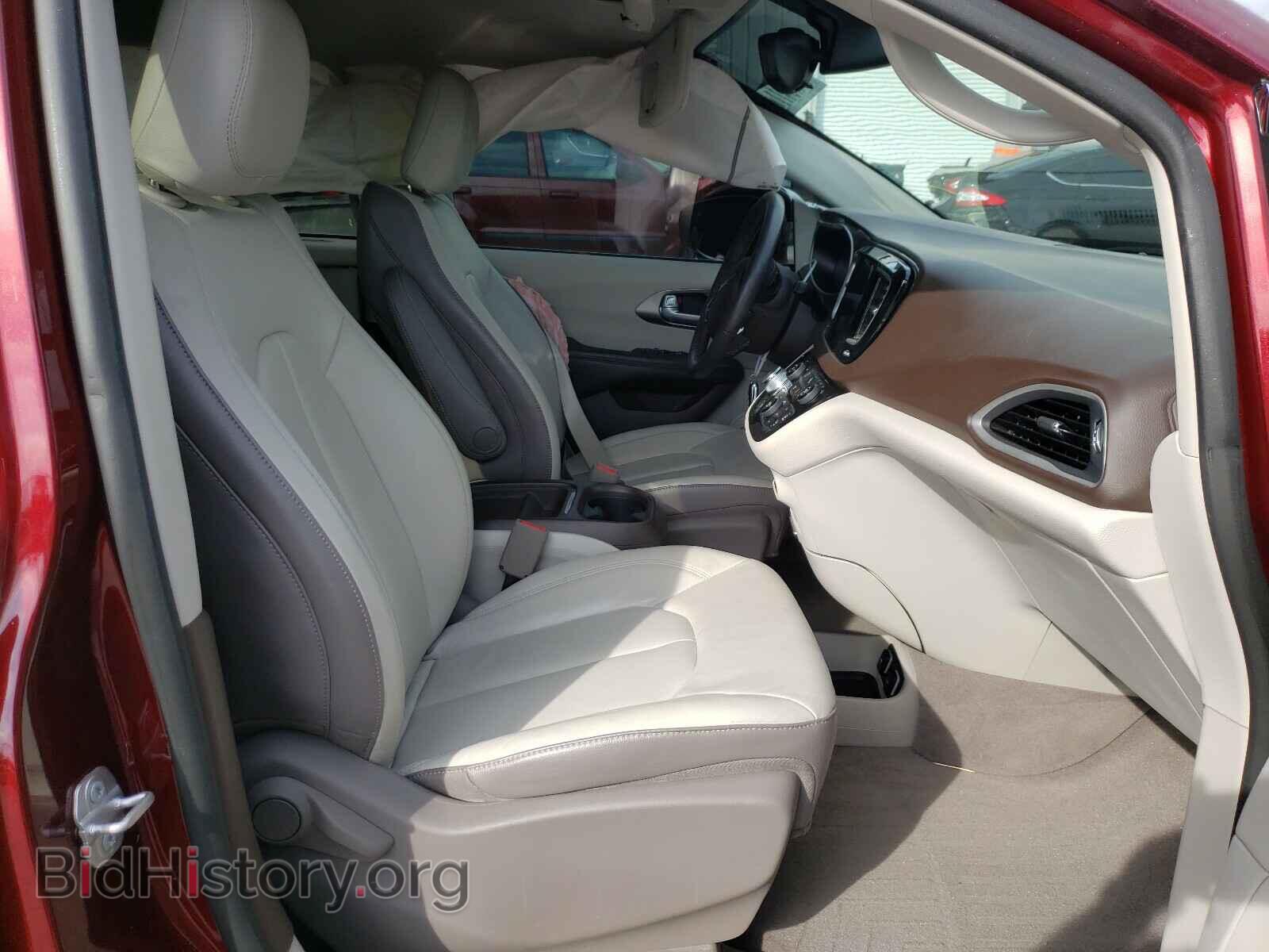 2017 CHRYSLER PACIFICA - VIN: 2C4RC1BG1HR833063 - Photo 5
