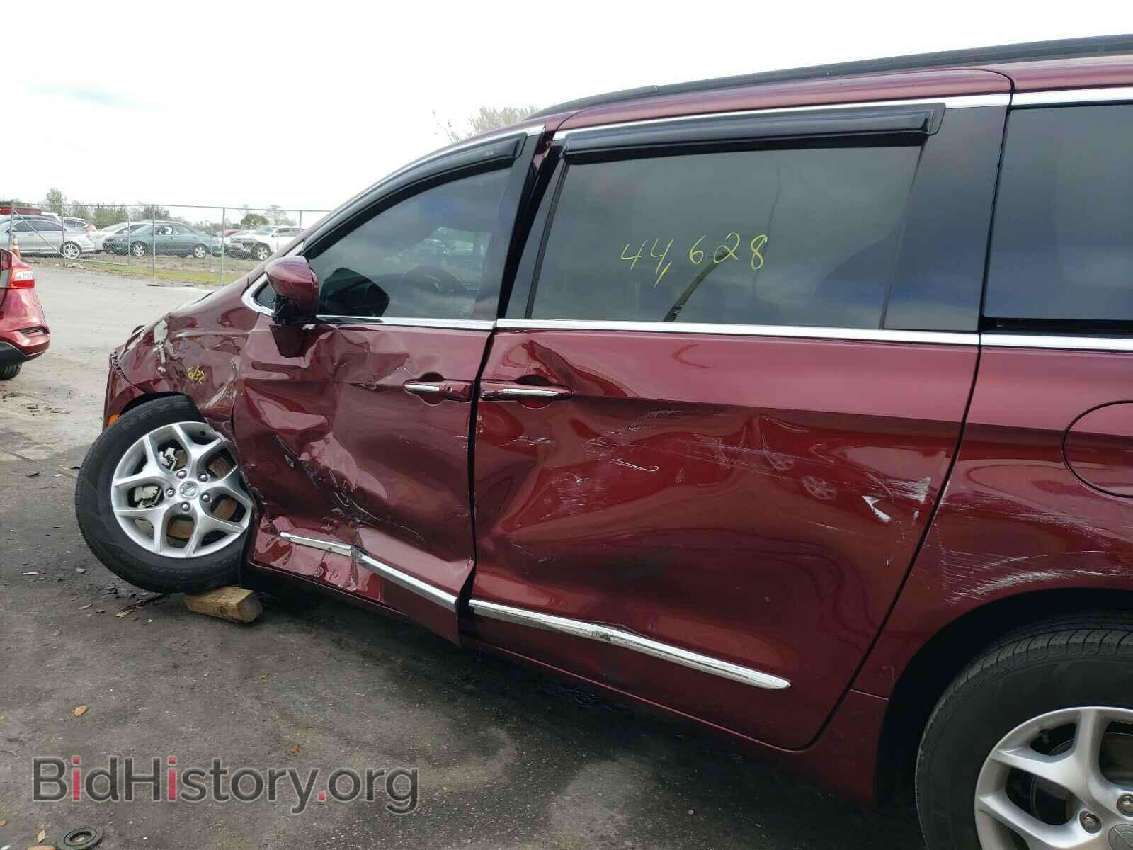 2017 CHRYSLER PACIFICA - VIN: 2C4RC1BG1HR833063 - Photo 9