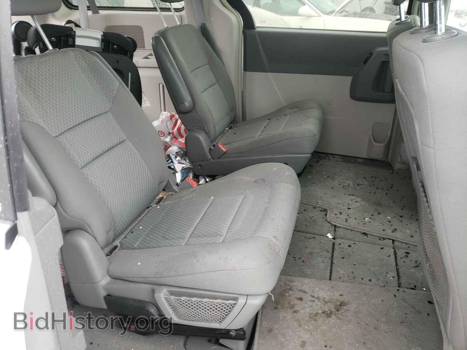 2010 CHRYSLER MINIVAN - VIN: 2A4RR2D16AR329993 - Photo 6