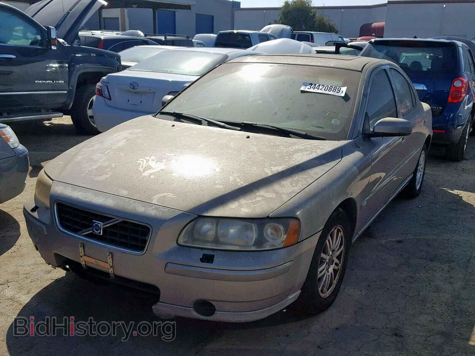 2005 VOLVO S60 - VIN: YV1RS640952461363 - Фото 2