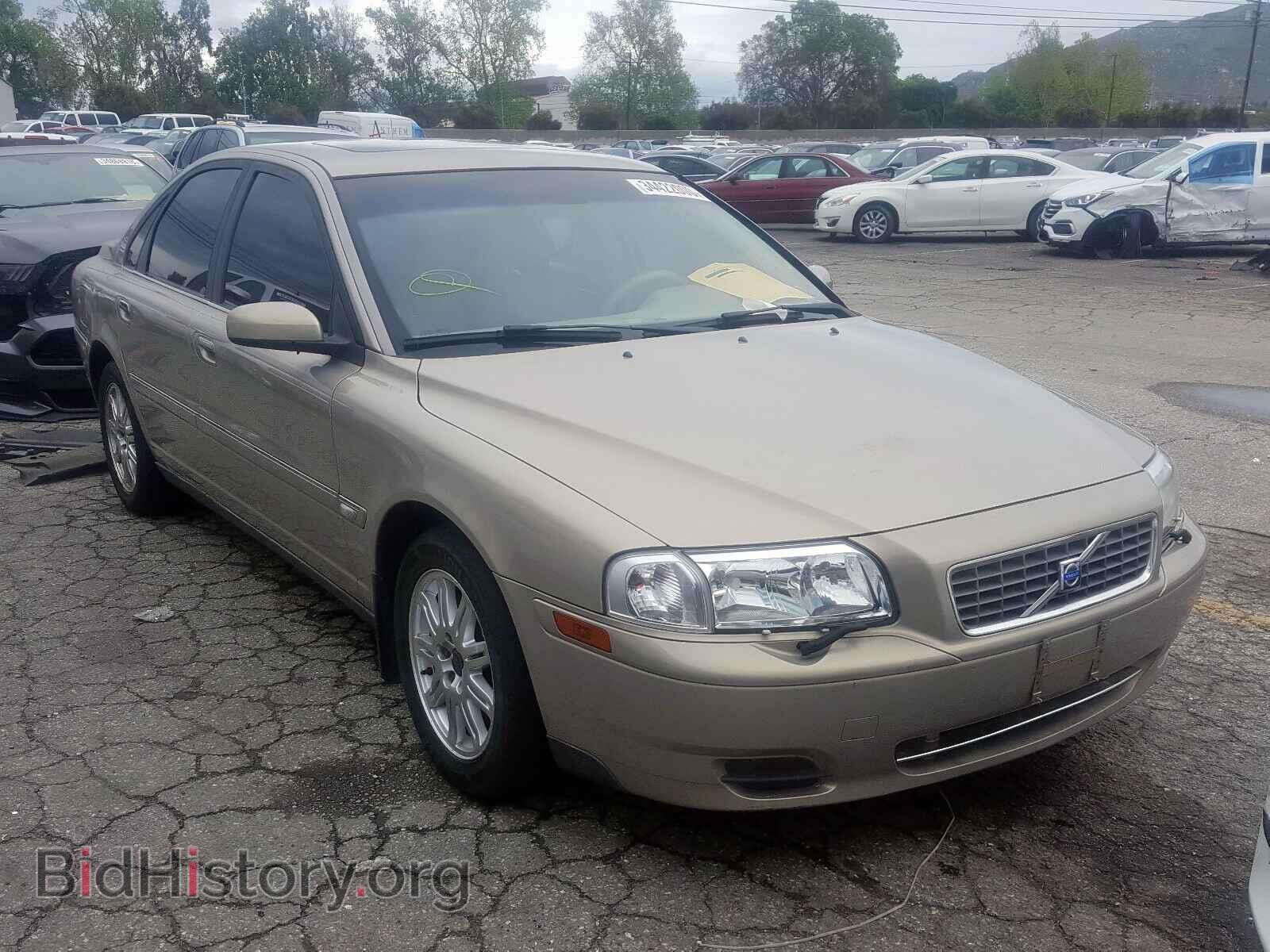Фотография YV1TS59H841378154 - VOLVO S80 2004