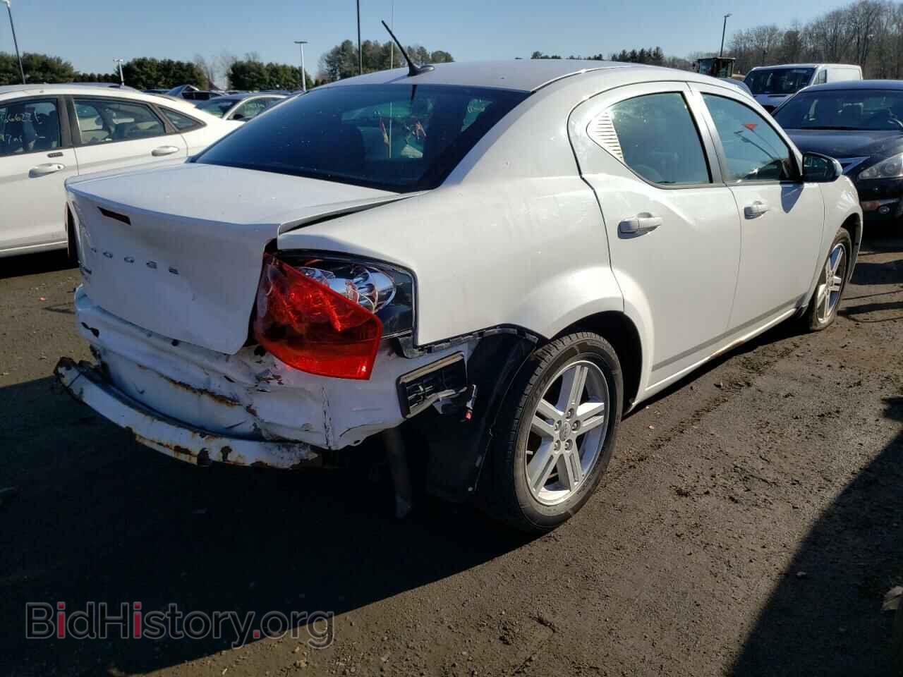 2011 DODGE AVENGER - VIN: 1B3BD1FB2BN564834 - Photo 4