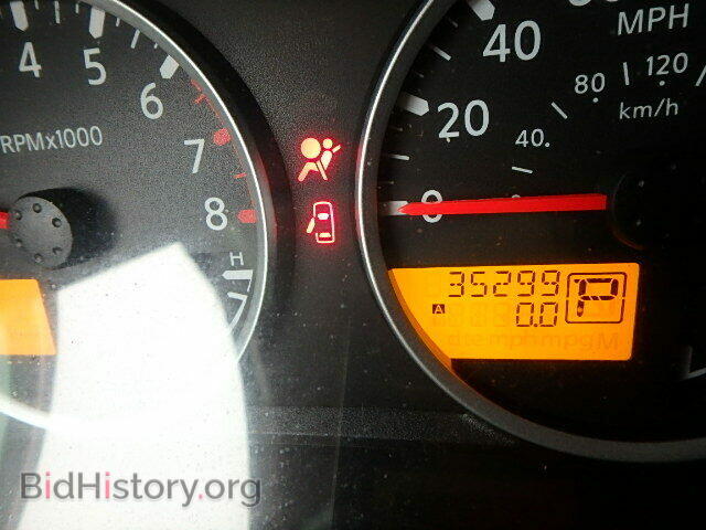 2011 NISSAN PATHFINDER - VIN: 5N1AR1NB5BC622052 - Фото 8