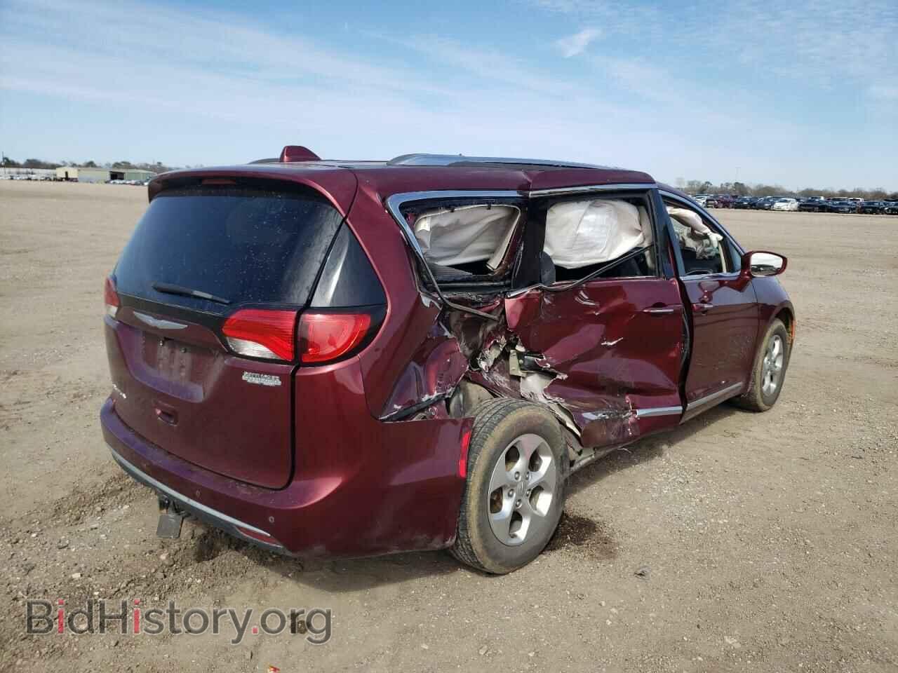 2017 CHRYSLER PACIFICA - VIN: 2C4RC1EG8HR782284 - Photo 4