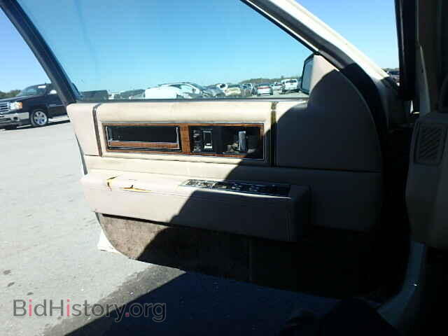 1992 CADILLAC DEVILLE - VIN: 1G6CD53B8N4324795 - Фото 9