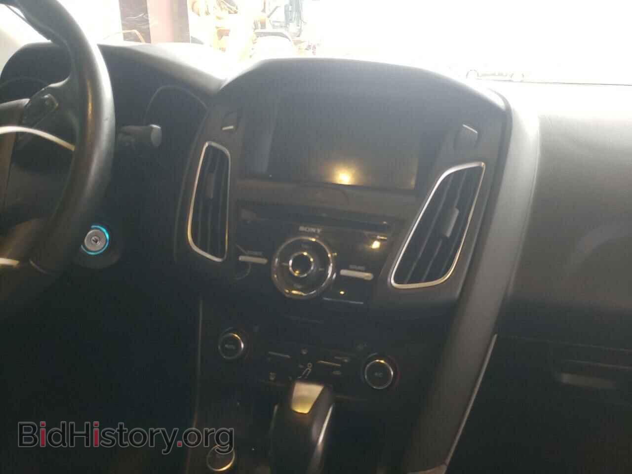 2016 FORD FOCUS - VIN: 1FADP3F24GL273920 - Photo 9