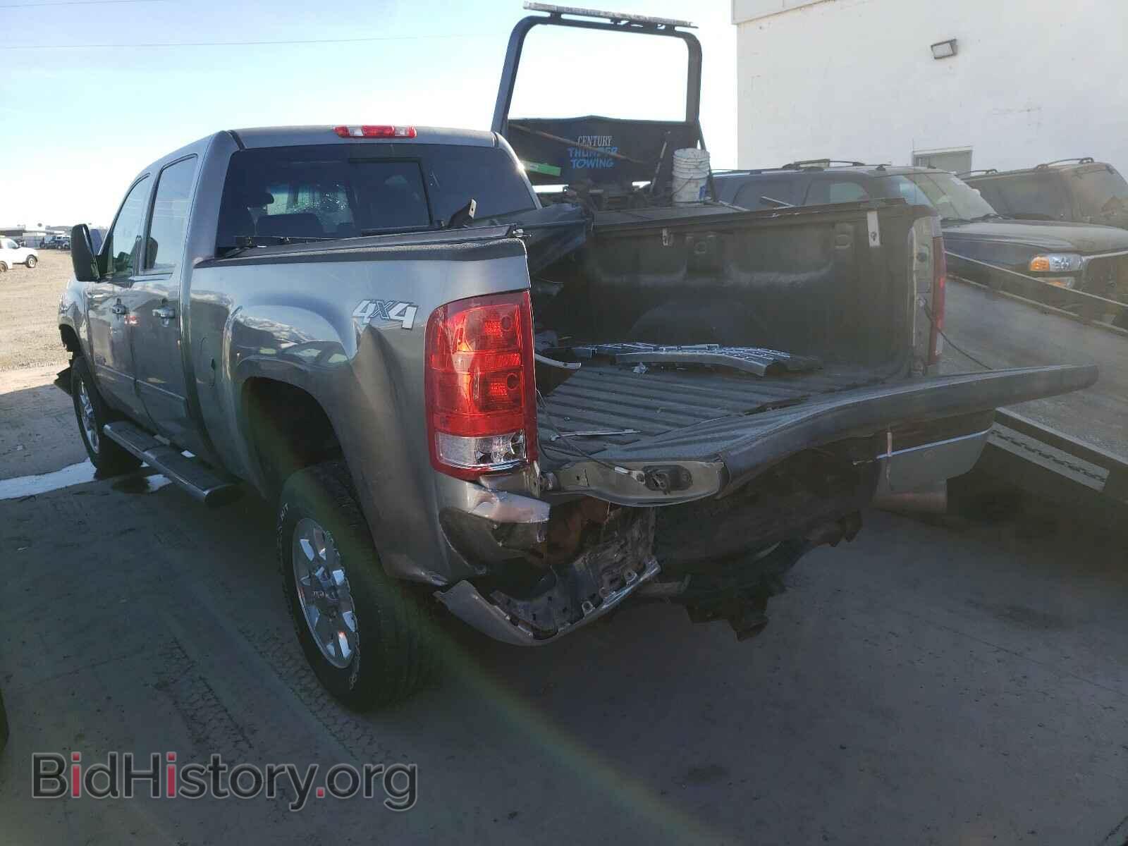 2013 GMC SIERRA - VIN: 1GT424E81DF170825 - Фото 3