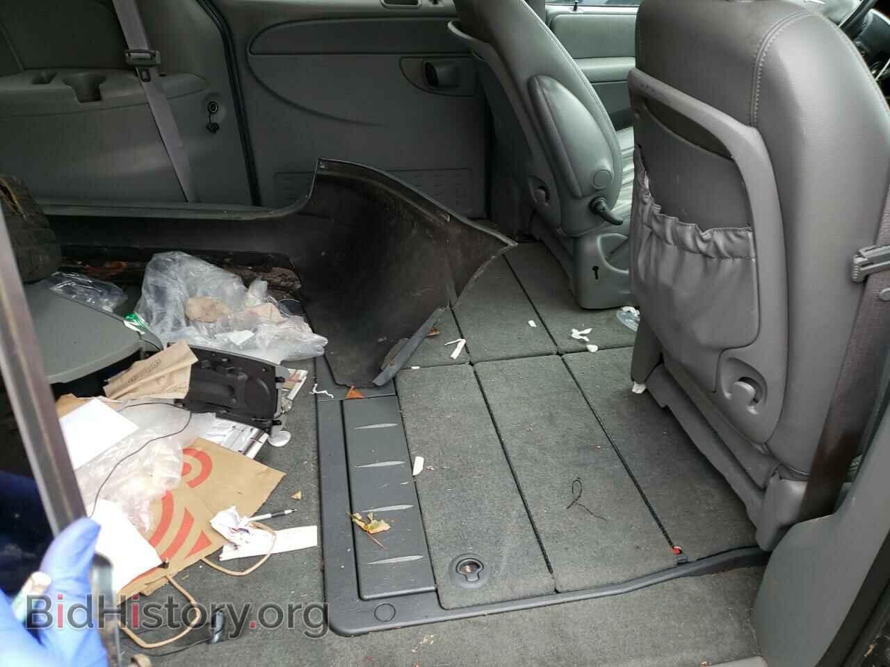 2006 CHRYSLER MINIVAN - VIN: 2A4GP54L56R663245 - Фото 6