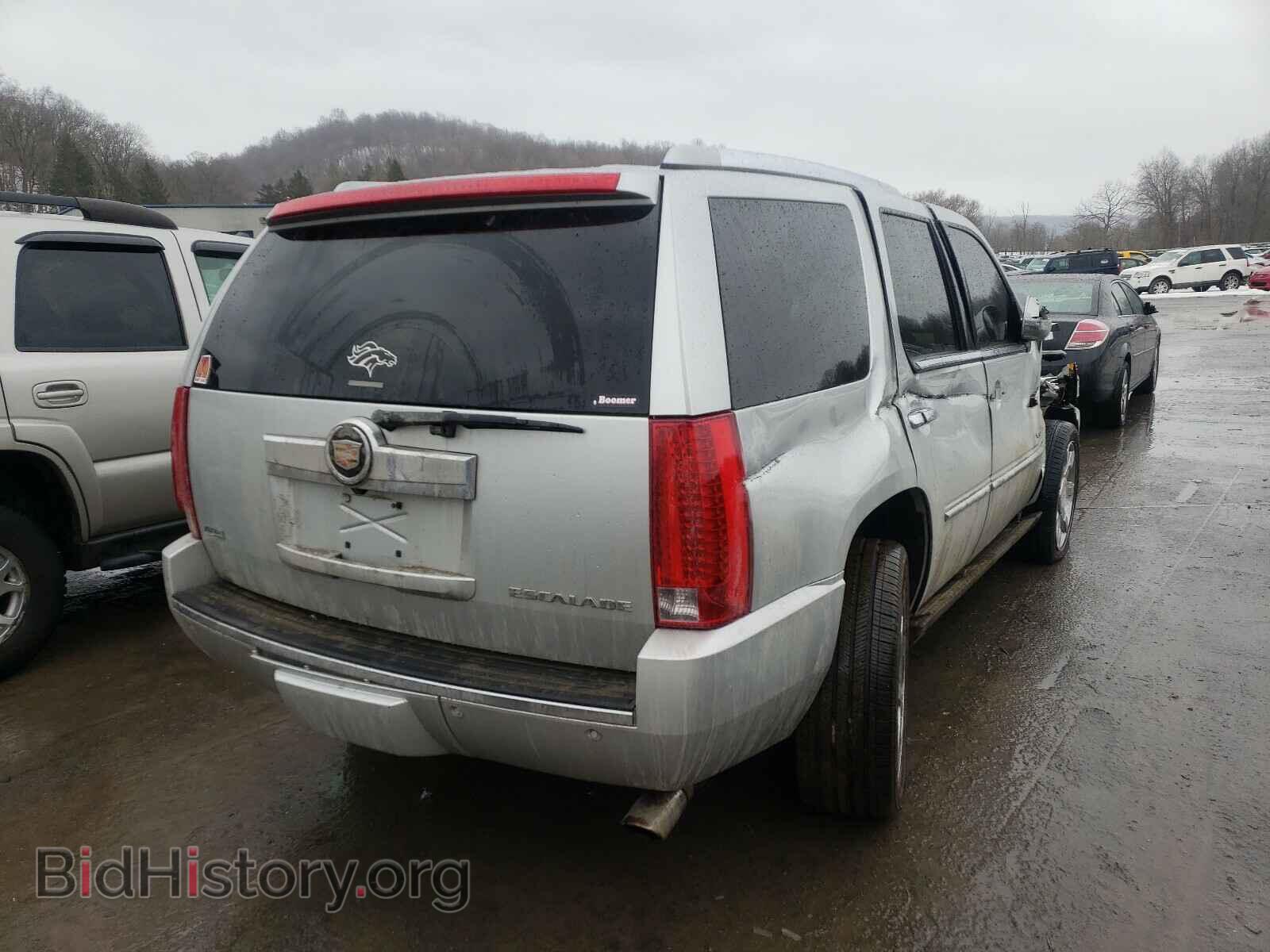 2011 CADILLAC ESCALADE - VIN: 1GYS4CEF2BR268522 - Фото 4