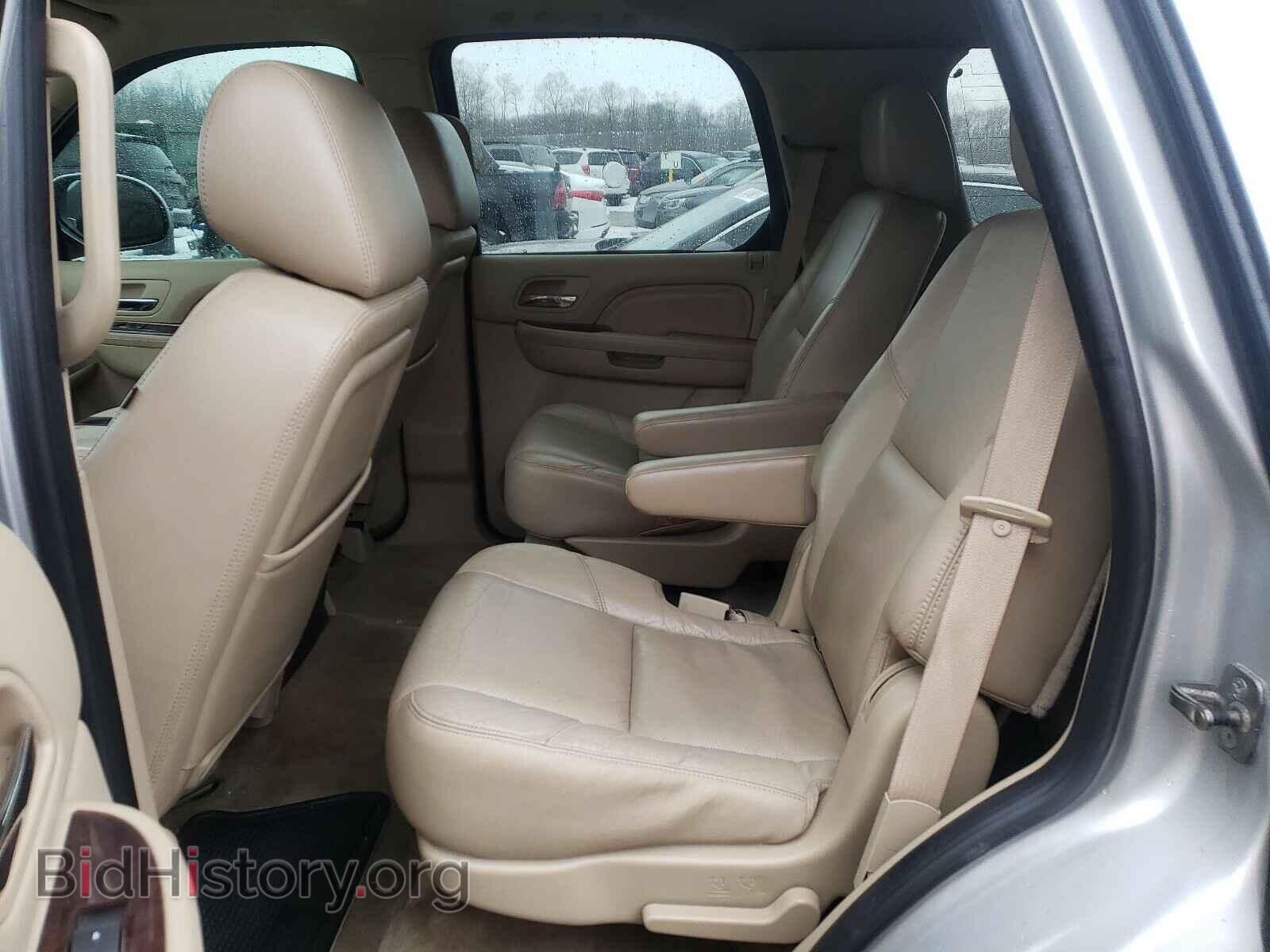 2011 CADILLAC ESCALADE - VIN: 1GYS4CEF2BR268522 - Фото 6