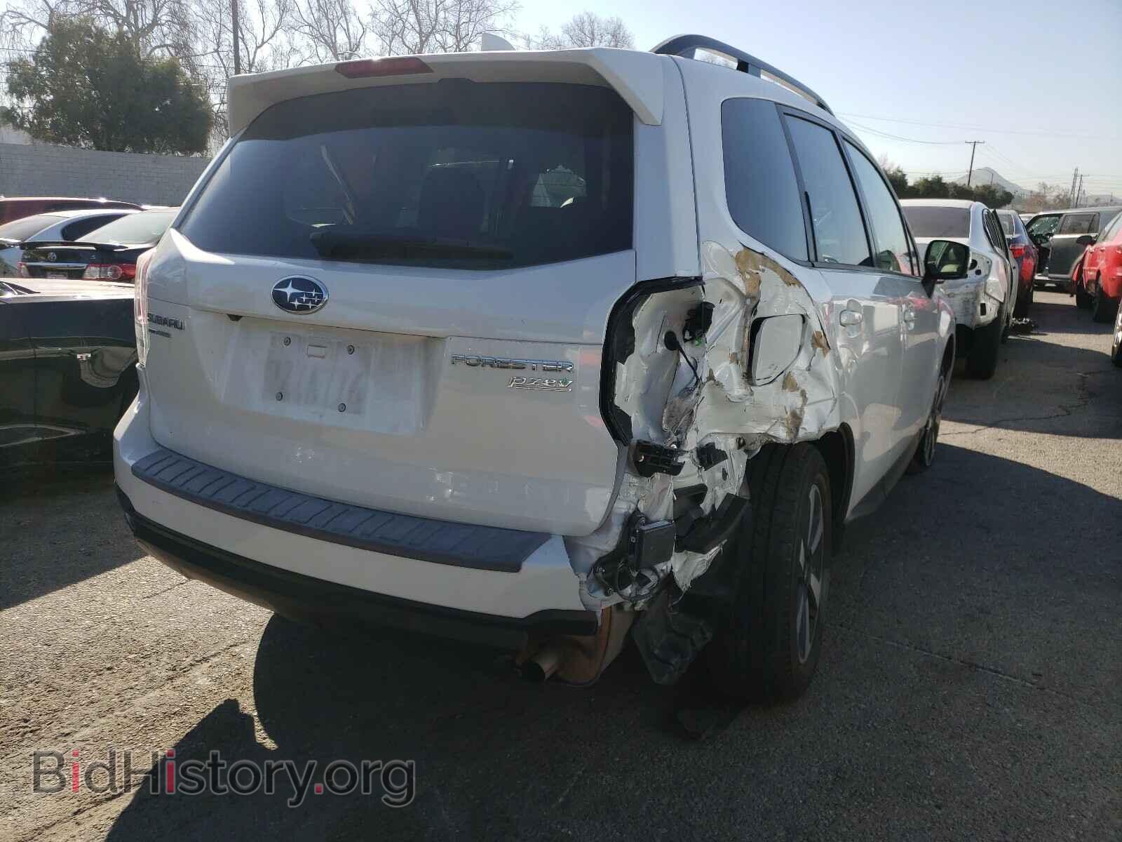 2017 SUBARU FORESTER - VIN: JF2SJAGC1HH808187 - Фото 4