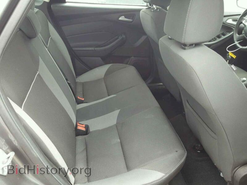 2014 Ford FOCUS (VIN 1FADP3F28EL208419) — photo 6 of 10
