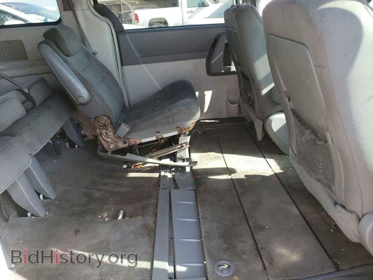 2010 CHRYSLER MINIVAN - VIN: 2A4RR5D17AR500638 - Фото 6