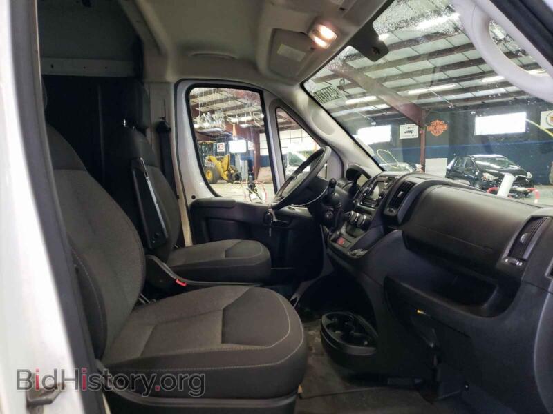 2019 RAM PROMASTER (VIN 3C6TRVBG5KE547468) — фото 5 из 10