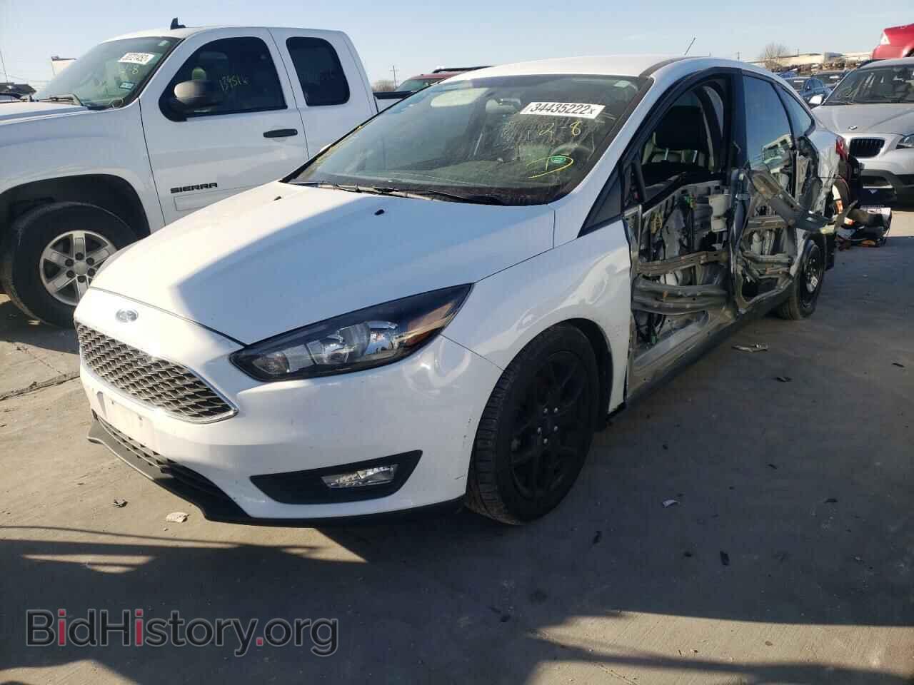 2016 FORD FOCUS - VIN: 1FADP3F22GL359792 - Фото 2