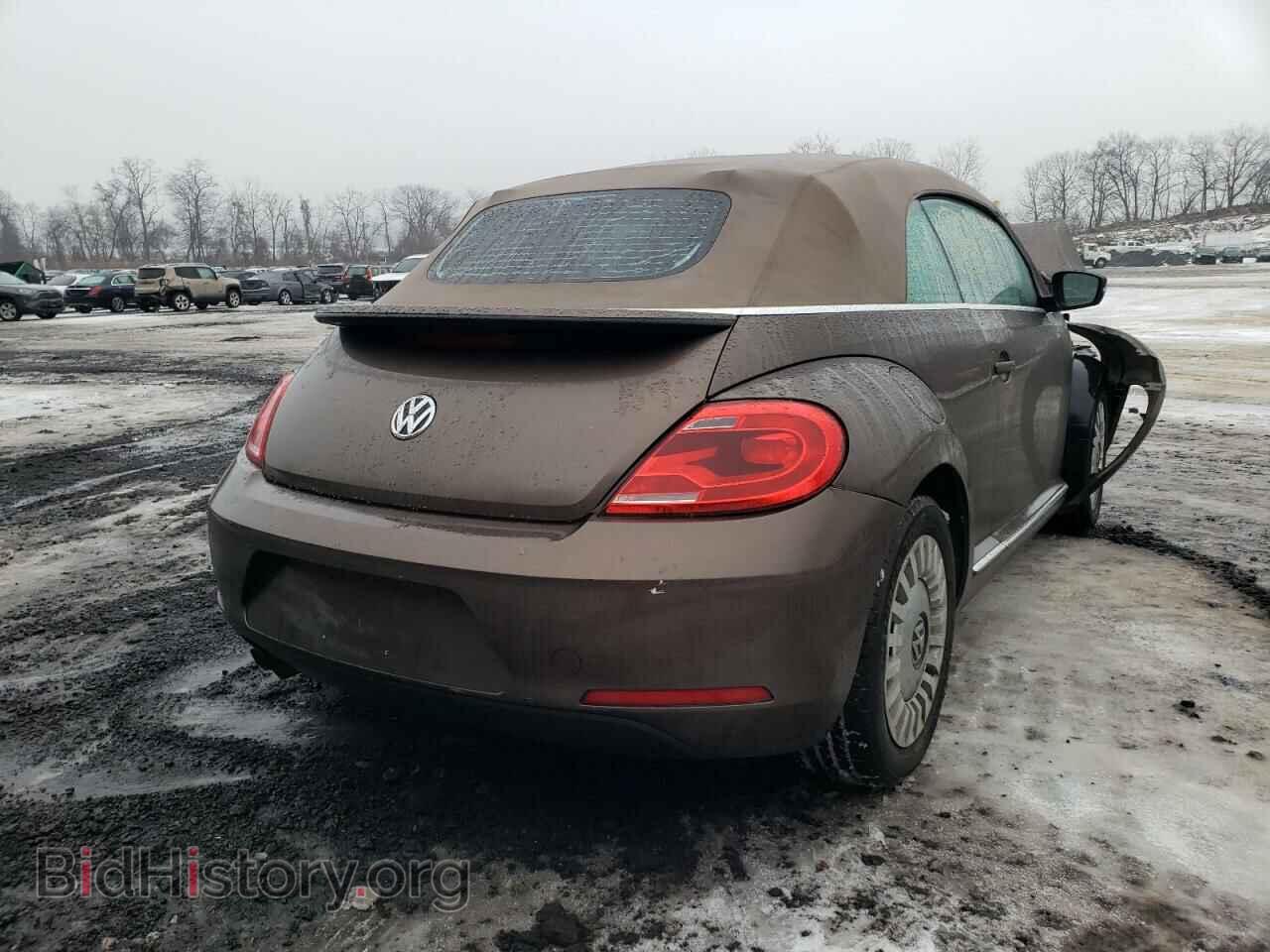 2014 VOLKSWAGEN BEETLE - VIN: 3VW5X7AT7EM801061 - Фото 4