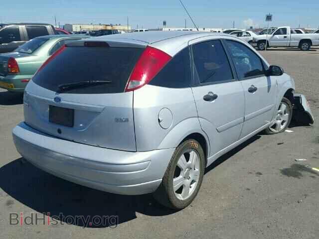 2005 FORD FOCUS - VIN: 3FAFP37N35R118596 - Фото 4