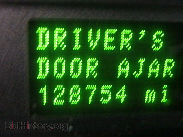 2005 FORD FREESTAR - VIN: 2FMDA58215BA15481 - Фото 8