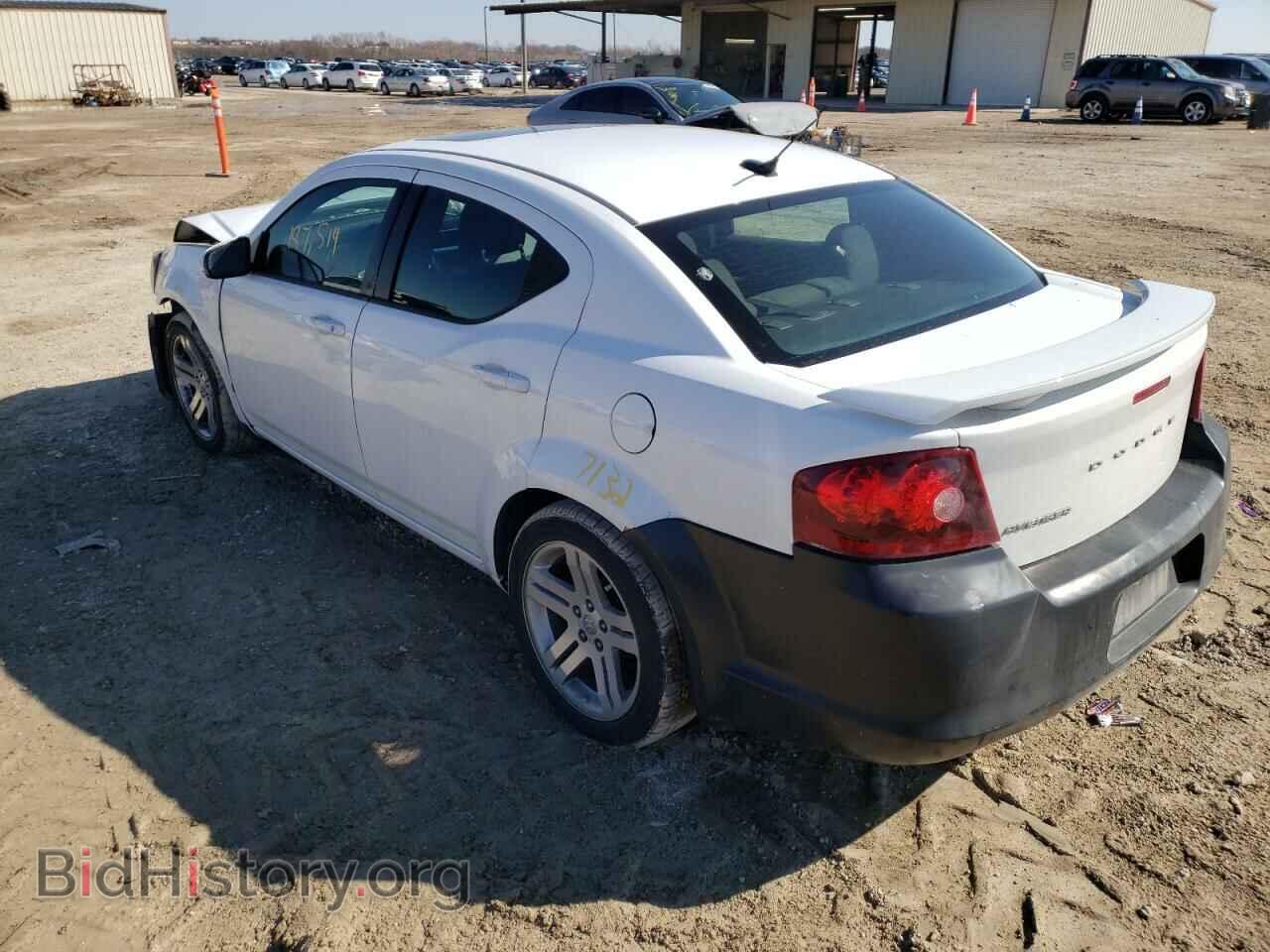 2011 DODGE AVENGER - VIN: 1B3BD1FG1BN573732 - Фото 3