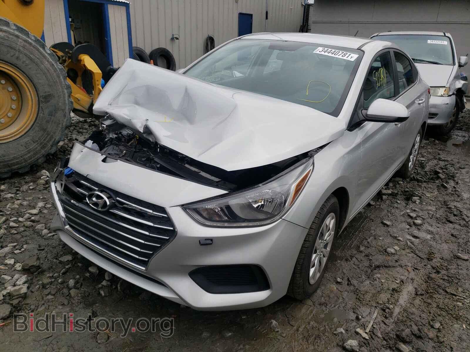 2019 HYUNDAI ACCENT - VIN: 3KPC24A3XKE077170 - Фото 2