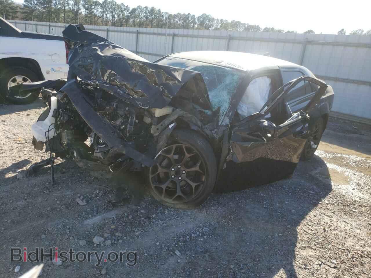 2017 CHRYSLER 300 - VIN: 2C3CCABG8HH668306 - Фото 2