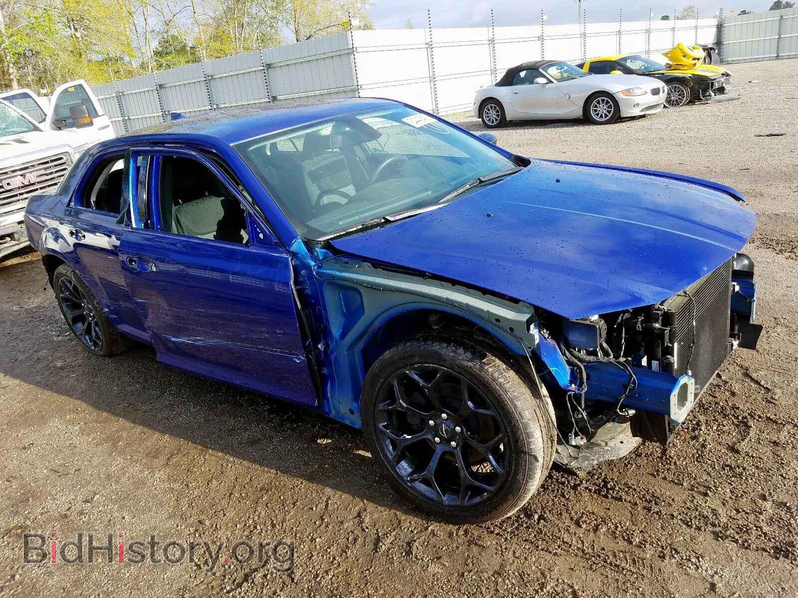 Фотография 2C3CCAAG8KH728951 - CHRYSLER 300 2019