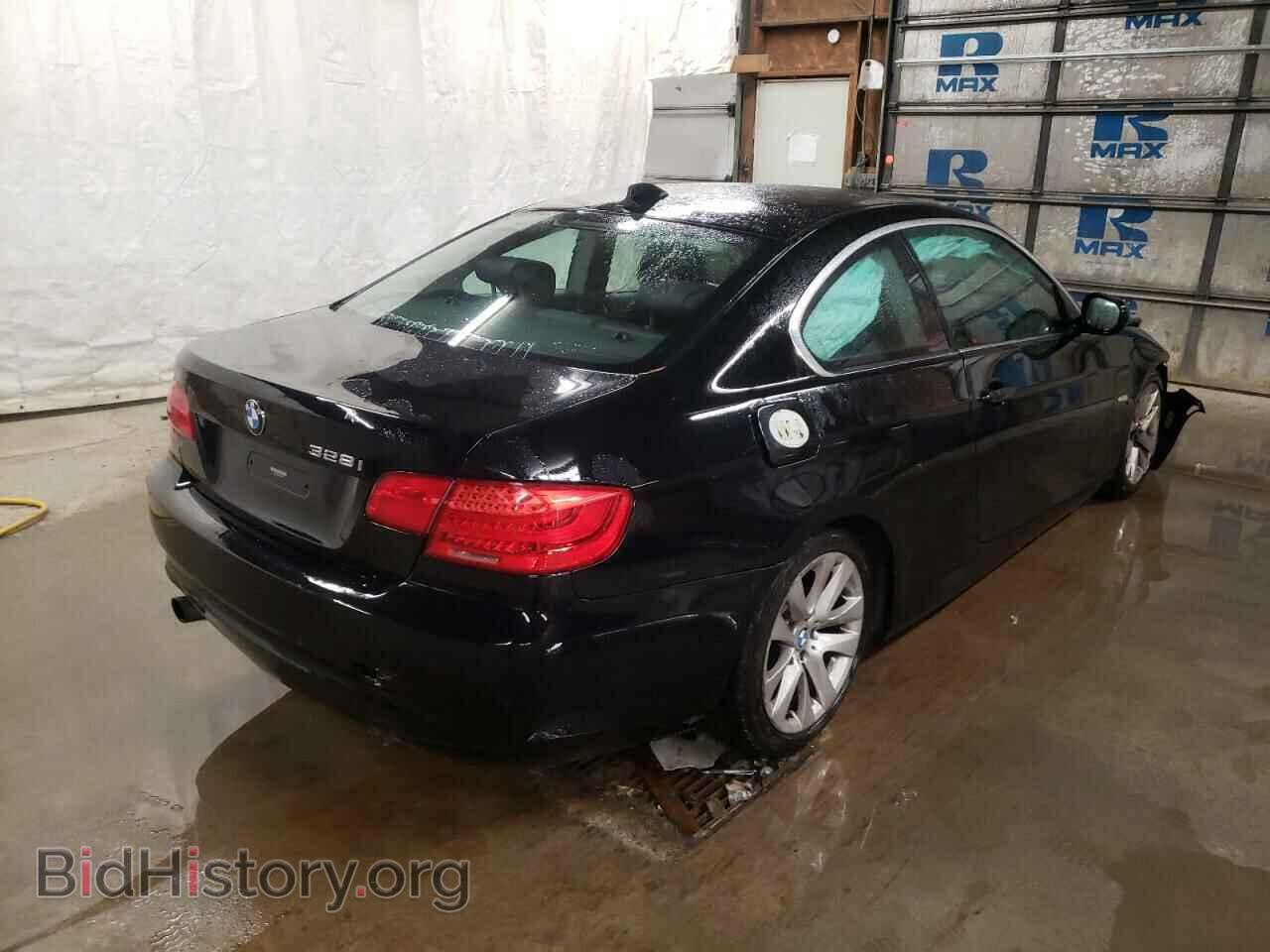 2012 BMW 3 SERIES - VIN: WBAKE5C52CE755895 - Фото 4